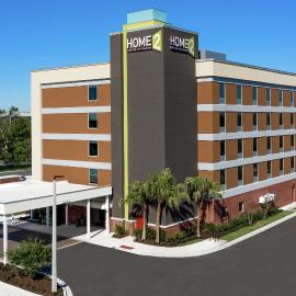 Home2 Suites By Hilton Orlando Near UCF، فندق في أورلاندو