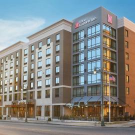 Hilton Garden Inn Memphis Downtown Beale Street, khách sạn ở Memphis