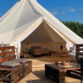 Glamping Rusne, hotel i Rusnė