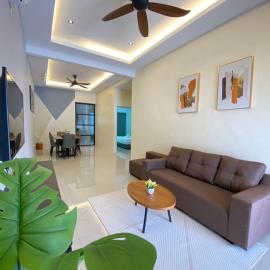LYL HOMESTAY-IPOH 10Pax 4R, hotel u gradu 'Ipoh'