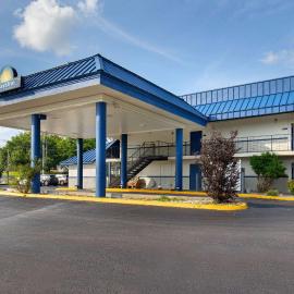 Days Inn by Wyndham Knoxville North, מלון בנוקסוויל