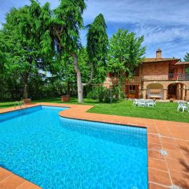 Villa Lauretana by PosarelliVillas