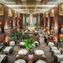 Hilton Cincinnati Netherland Plaza, khách sạn ở Cincinnati