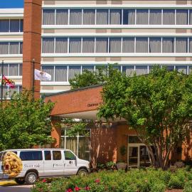 DoubleTree by Hilton Hotel Largo Washington DC, hótel í Largo