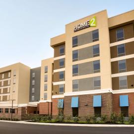 Home2 Suites By Hilton Birmingham Downtown، فندق في برمنغهام