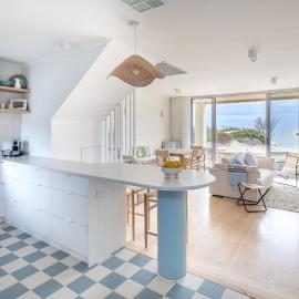 Pearl, Designer Beachfront Retreat, Semaphore Park
