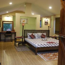 Atulya Kanchi Camp Bandhavgarh, hotel u gradu Tāla