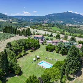 Agriturismo Spazzavento, hotel em Cetona