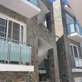 Despinas Seafront Apartments,Haraki, hotel di Haraki