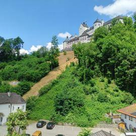 Appartment Schloss-Zeit, hotel a Aschau im Chiemgau