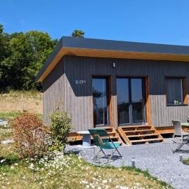 Cottage 2 à 4 personnes ,au cœur des volcans, hotel din Grandeyrolles