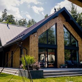 Przystań Roztocze, nowoczesny dom z sauną i jacuzzi, hotel din Susiec