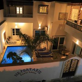 Nefertarie Guest House, hotel i Luxor