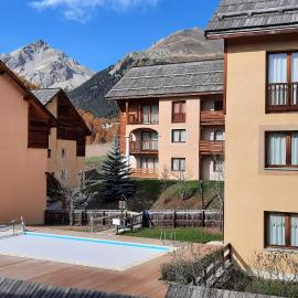 Les granges d'Arvieux 701, hotel in Arvieux