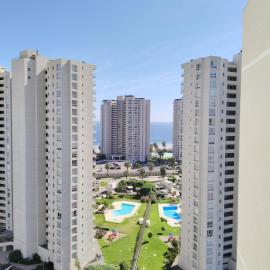 Hermoso departamento a pasos de la Playa y Casino Enjoy, hotel in Coquimbo