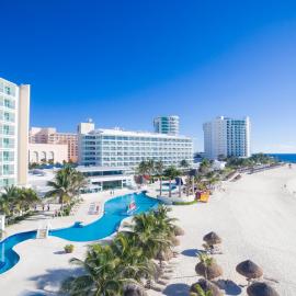 Krystal Cancun, hotel di Cancún