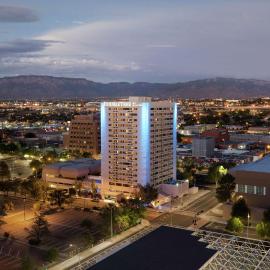 DoubleTree by Hilton Hotel Albuquerque, hotelli kohteessa Albuquerque