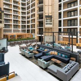 Embassy Suites by Hilton Austin Central، فندق في أوستن