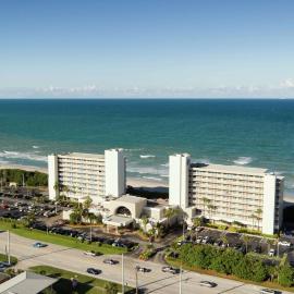 DoubleTree Suites by Hilton Melbourne Beach Oceanfront, готель у місті Мельбурн