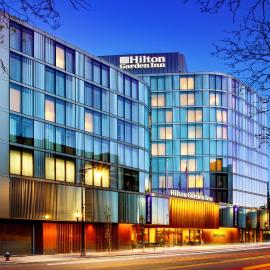 Hilton Garden Inn Boston Brookline, Ma: Brookline şehrinde bir otel