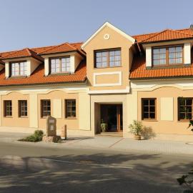 Pension zur Sonne, Hotel in Illmitz