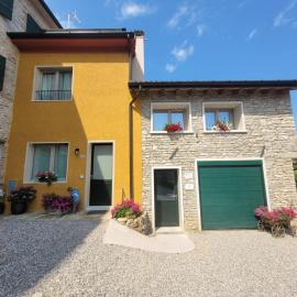 Ca’ Marinella, Hotel in Combai