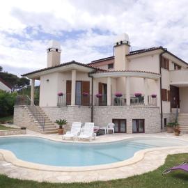 Guesthouse Villa Lena, hotel a Premantura