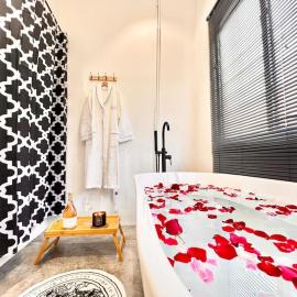 Studio S Conceptual Homestay Station 18 - Ipoh, hotell i Ipoh