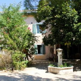 NEW! Gîtes de Charme au Mas de Soleil, מלון בגודארג