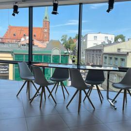 Apartament III w Centrum - Winda - 50 metrów od Starego Rynku, hotell sihtkohas Kościerzyna