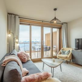 Luxurious duplex for 4-7p with large terrace and pool in ski-in ski-out 5 star residence at Les Arcs