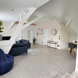 Zossen में, होटल New Nomads Ferienwohnung am See