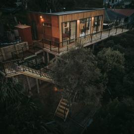 Firkins Retreat, Picton โรงแรมในพิคตัน