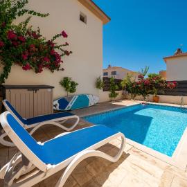 Anna-Maria 3 bedroom villa, Hotel in Paralimni