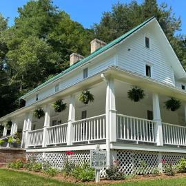 Lovill House Inn, hotel in Boone