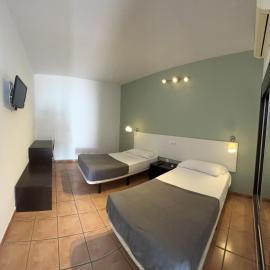 #9 HABITACIÓN DOBLE AYAMONTE