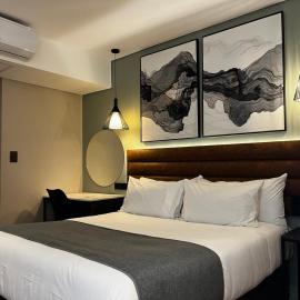 Riverleaf Hotel, hotel u gradu 'Brits'