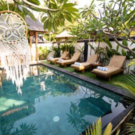 Villa Rumah Singa