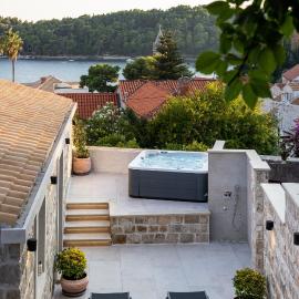 Holiday Home Nico's, hotel in Cavtat