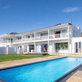 Dolphin Bay Boutique Hotel and Spa, hotel sa Port Elizabeth