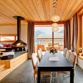 Chalet Chloe - Saas-Fee, khách sạn ở Saas-Fee
