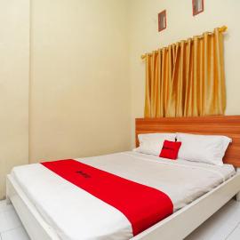 RedDoorz near Universitas Muhammadiyah Pringsewu – hotel w mieście Margakaya