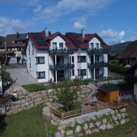 Ferienhaus Waldschatz Baiersbronn, hotel in Baiersbronn