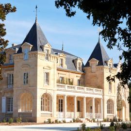 Château Léognan, Domaine viticole - proche Bordeaux, отель в городе Леоньян