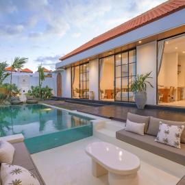 Villa Capela - Luxury 4-Bedroom, Heart of Canggu