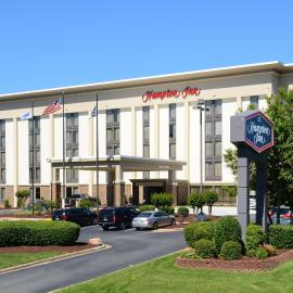 Hampton Inn Charlotte North Lake Norman, hotel en Cornelius