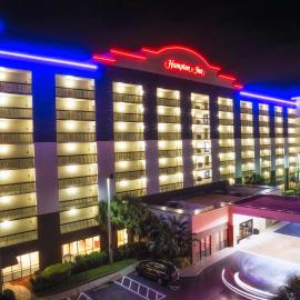 Hampton Inn Cocoa Beach, khách sạn ở Cocoa Beach