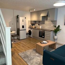 Dartford Luxurious House with Parking - Netflix - Wi-Fi, hotel a Kent