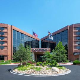 DoubleTree by Hilton Hotel Denver - Aurora、オーロラのホテル
