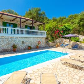 Villa Anastasia, hotel din Ieromónachos